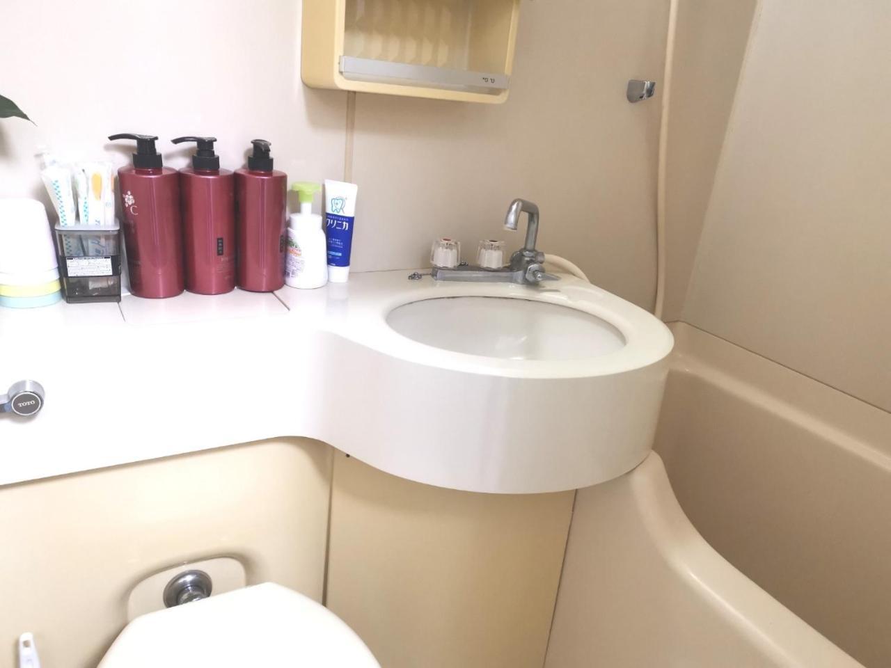 Xl House-Self Check In- Will Send Room Number And Password Токио Экстерьер фото